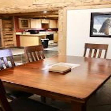 Log Haven In Blanding Villa Kültér fotó